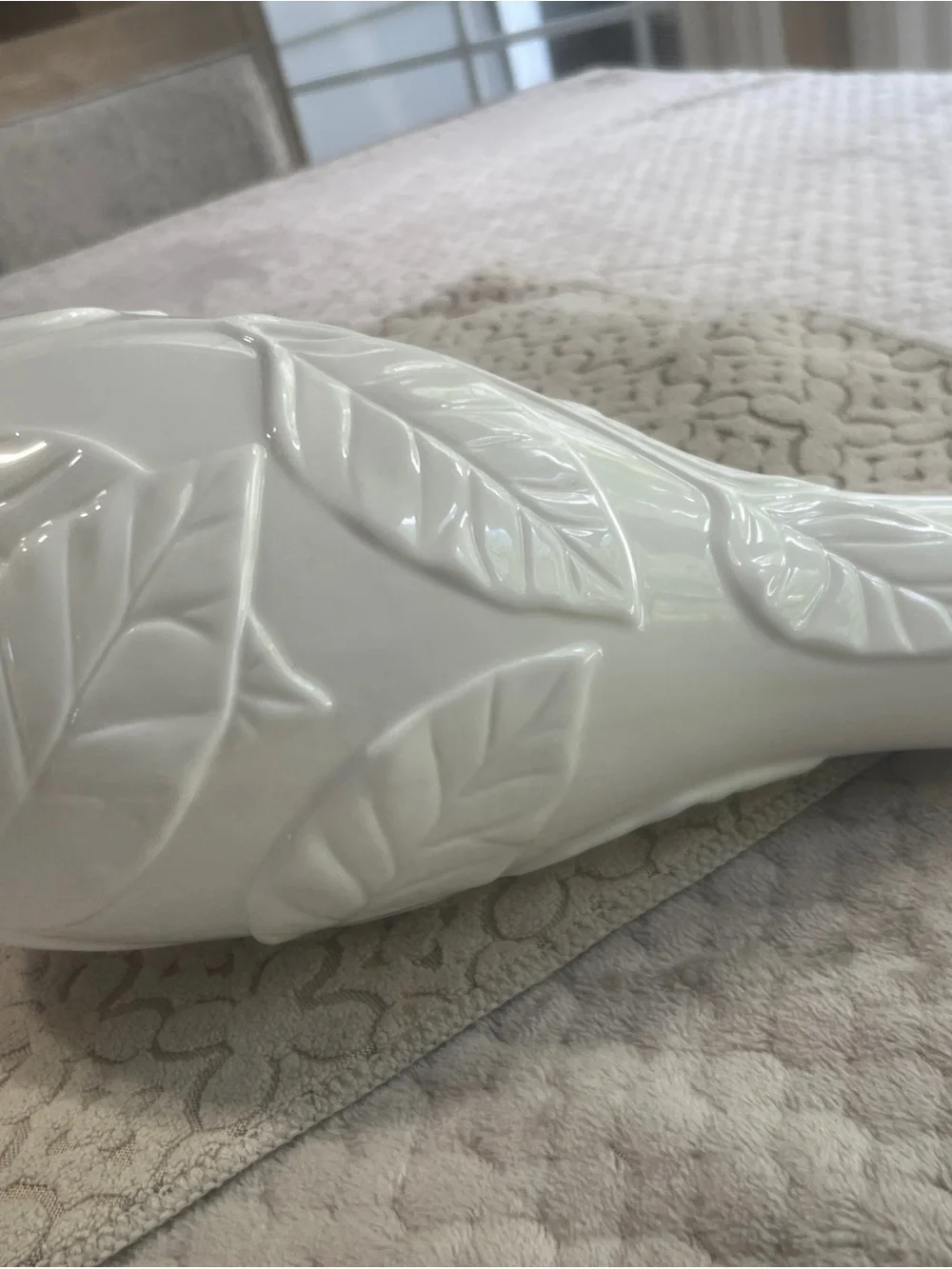 Louis Comfort Tiffany & Co. Cream White Gloss Leaf  Collection Bone China Vase